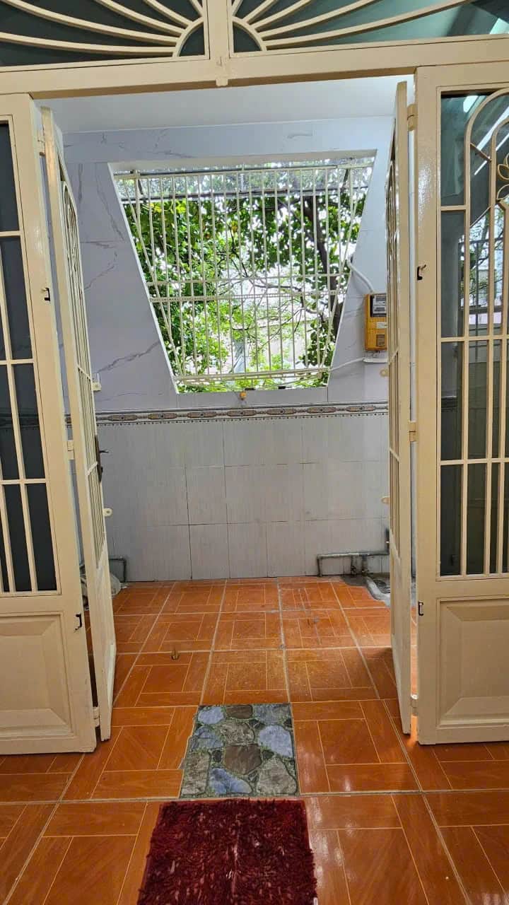 Bán nhà hẻm 95/19C Lê Văn Lương Quận 7, TP.HCM – 2 phòng ngủ, giá 3.9 tỷ
