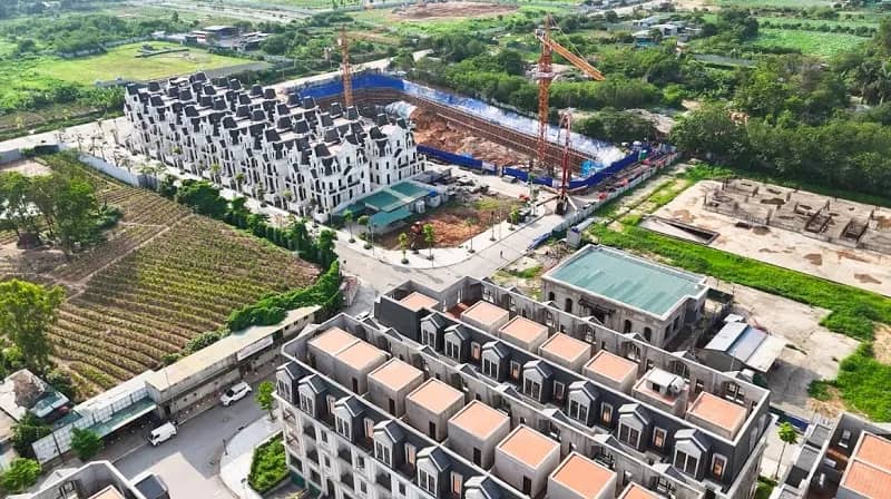 Jade Square