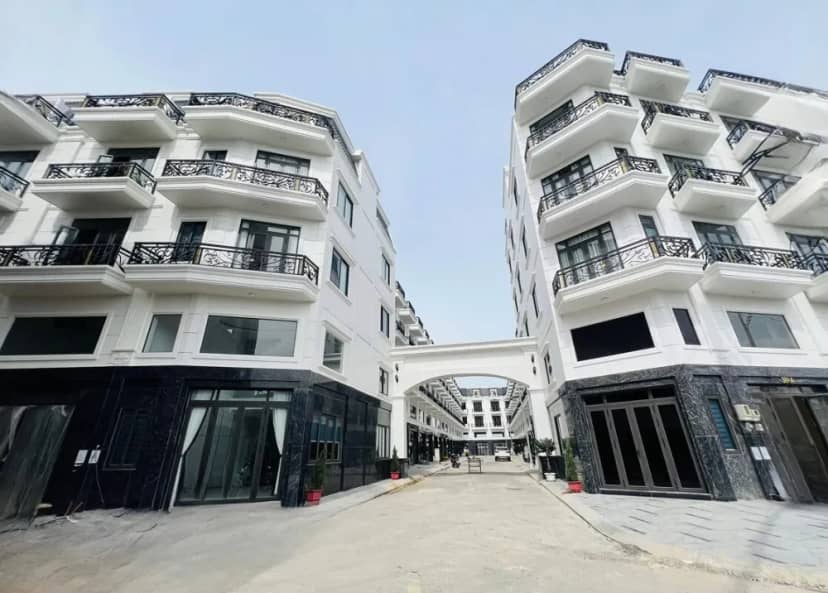 Nhà phố Tô Ngọc Vân