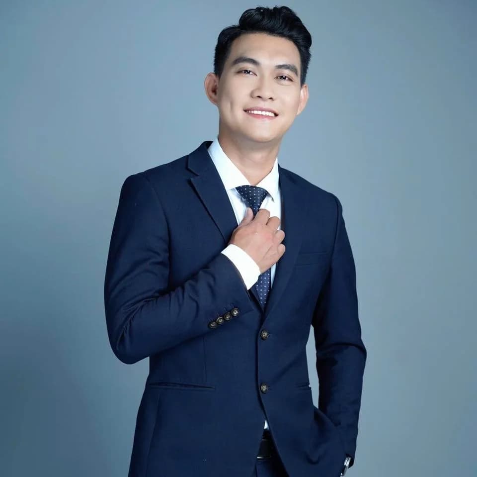 LÊ DUY KHÁNH LÊ DUY KHÁNH
