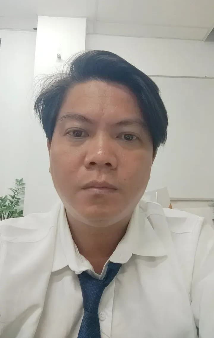 Hoàng Vũ