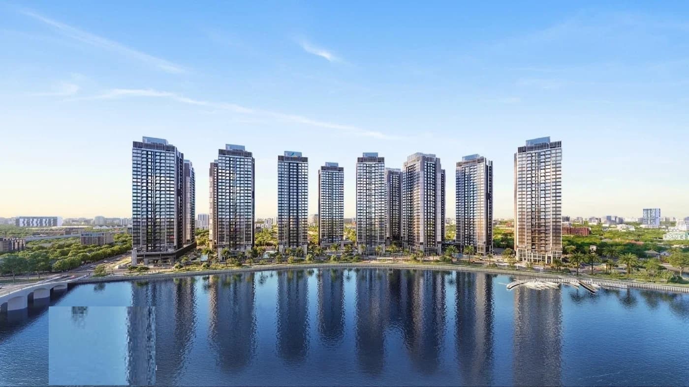 Blurred backdrop fills