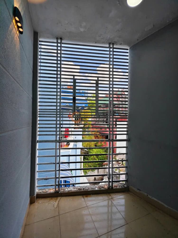 Preview Image 1
