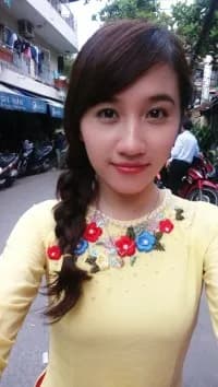 Phạm  Tuyết