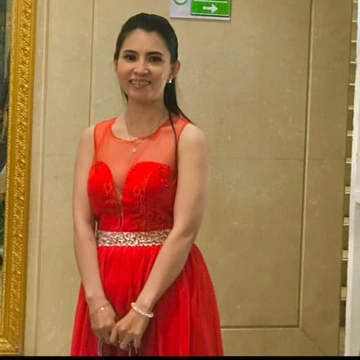 Ngân Phạm Ngân Phạm