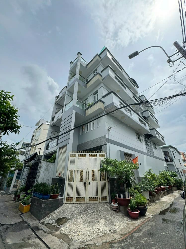 Bán nhà phố mặt tiền đường D1, Cư Xá Phú Lâm A, phường 12, quận 6, TP. Hồ Chí Minh