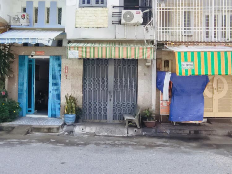 Bán nhà phố trong hẻm xe tải tại số 36/20 Kinh Dương Vương, phường 13, quận 6, TP. Hồ Chí Minh
