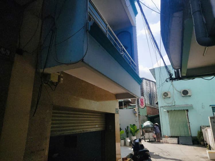 Bán nhà phố trong hẻm xe máy tại đường 24/6/11, Tân Hòa Đông, phường 14, quận 6, TP. Hồ Chí Minh