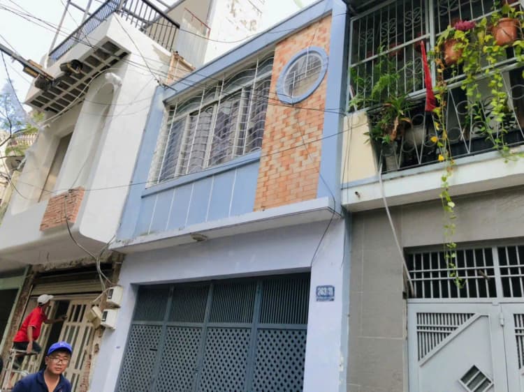 Bán nhà phố trong hẻm xe tải tại địa chỉ 263/11 Lý Thường Kiệt, Phường 15, Quận 11, TP. Hồ Chí Minh