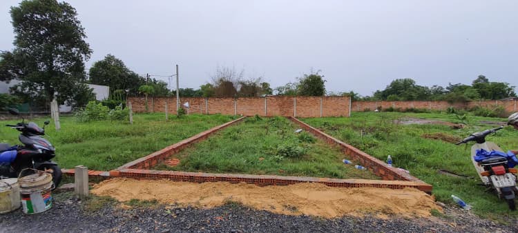 Chính chủ cần bán lô đất thổ cư diện tích 100m2, nằm trên đường Trình Thị Gắt, xã Tân An Hội, huyện Củ Chi.