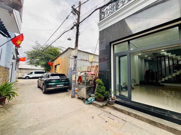 Nhà 4 tầng cần bán tại Đường Tô Ngọc Vân, Phường Thạnh Xuân, Quận 12 – Giá 8,8 tỷ