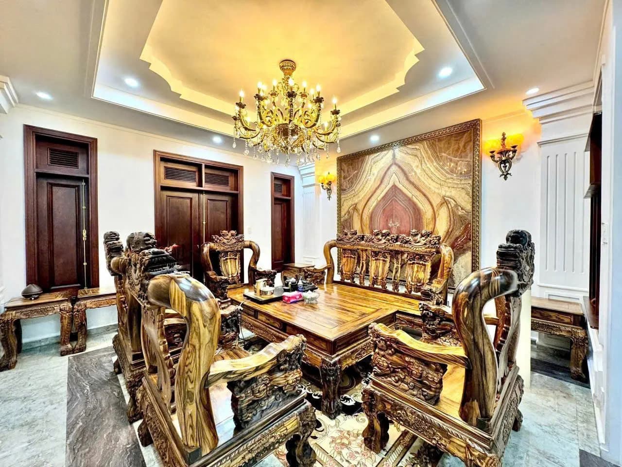 Đạt Trần Gia