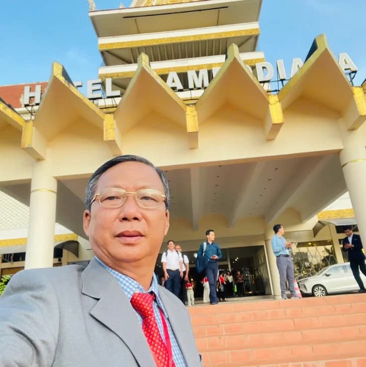 Nguyễn   Tấn Nam