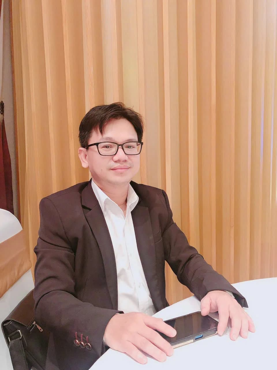 Võ Khánh Võ Khánh