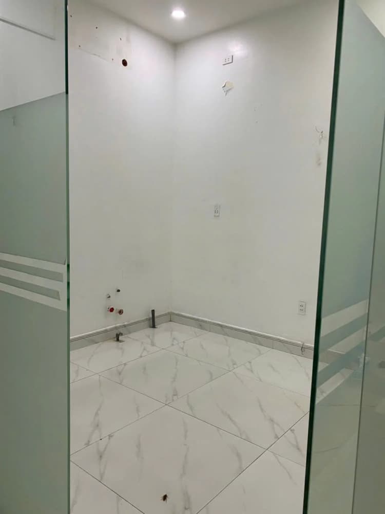 Sub image 3