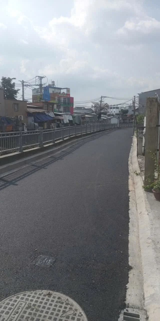 Sub image 1