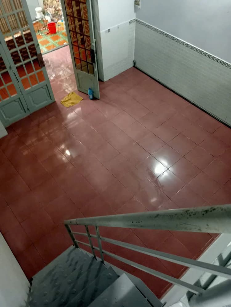 Sub image 4
