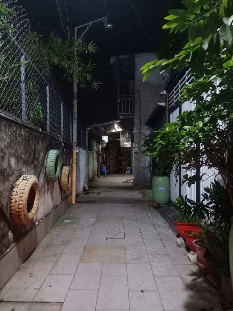 Sub image 1