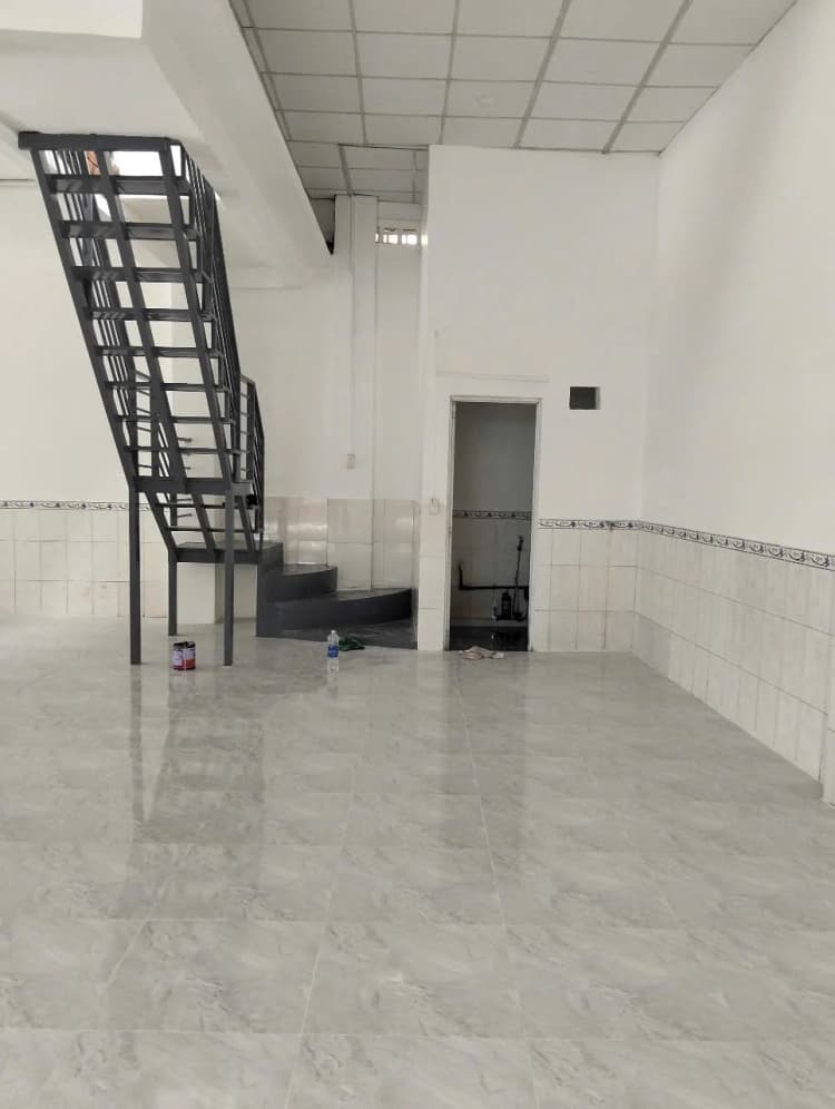 Sub image 2