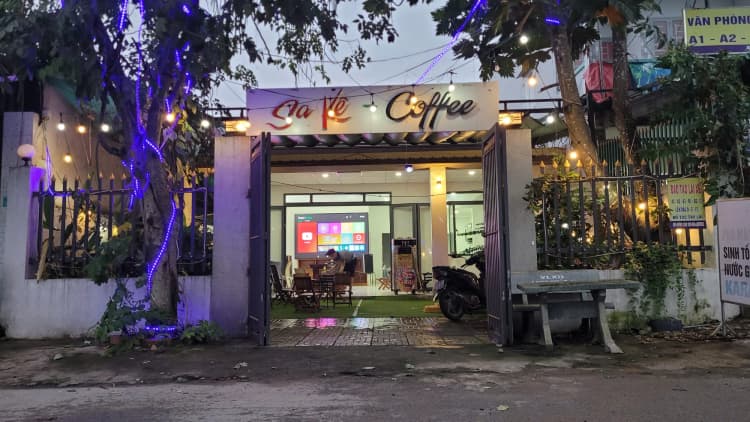 Diện tích đất: 170m², đất thổ cư chính chủ bán. Vị trí nằm trên đường 106, xã Tân Thạnh Đông, huyện Củ Chi.