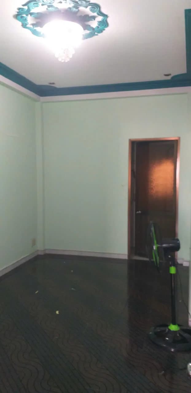 Nhà phố mặt tiền cần bán tại địa chỉ 1284 Võ Văn Kiệt, phường 13, Quận 5, TP. Hồ Chí Minh.