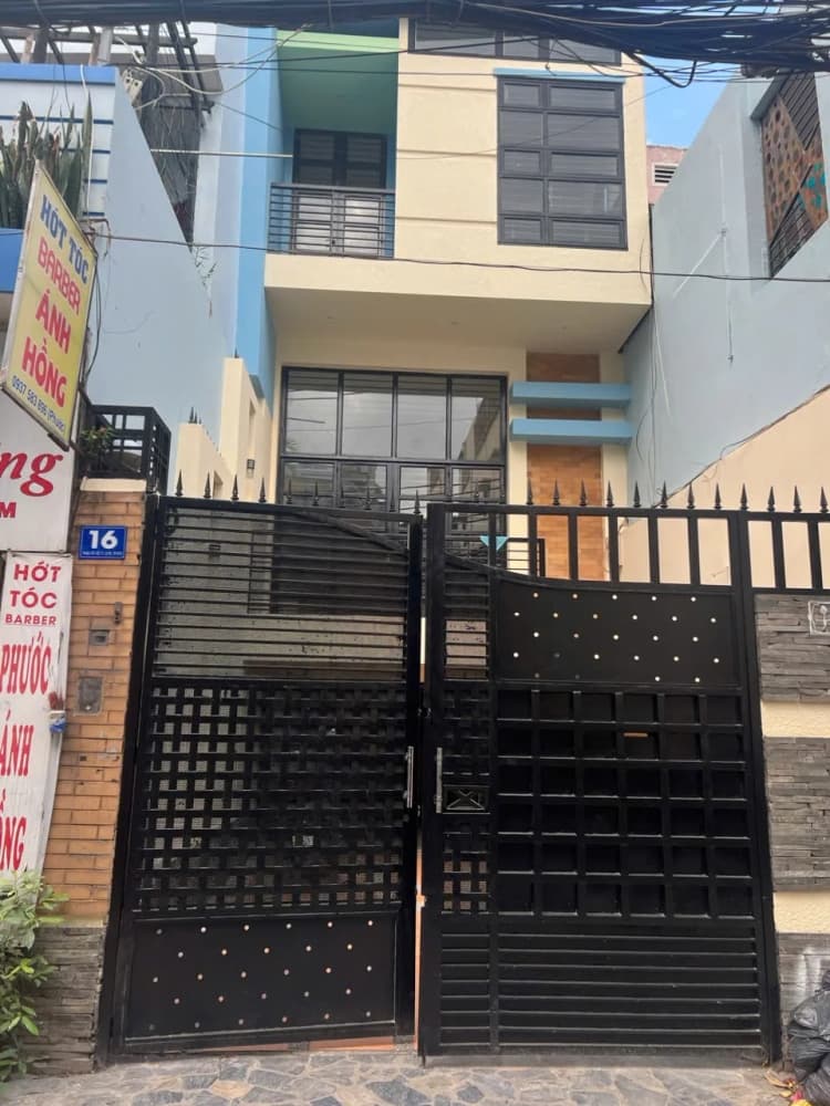 Nhà mặt tiền đường Phan Tây Hồ, Phường 7, Quận Phú Nhuận, diện tích 105m2, giá bán 23,5 tỷ.