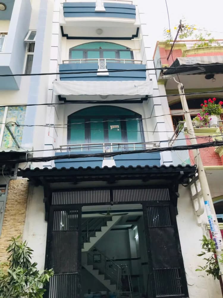 Nhà phố mặt tiền cần bán tại số 140 Diên Hồng, phường 1, quận Bình Thạnh, TP. Hồ Chí Minh.
