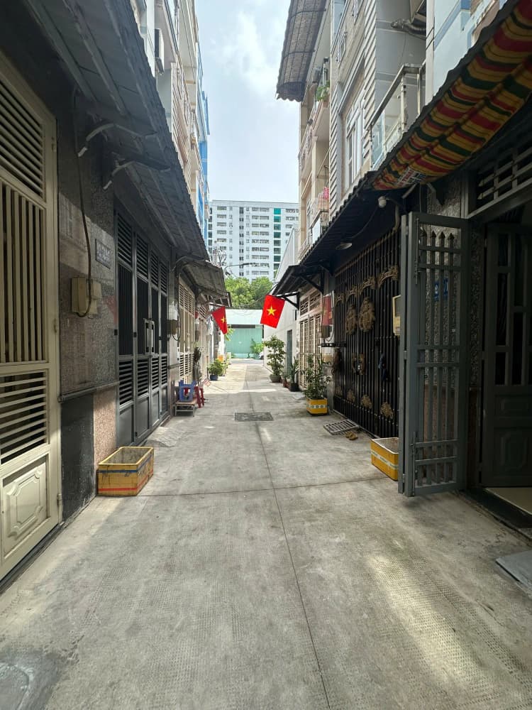 Nhà hẻm tại đường số 44, Phường 16 cần bán, diện tích 38m2, giá 5,4 tỷ.