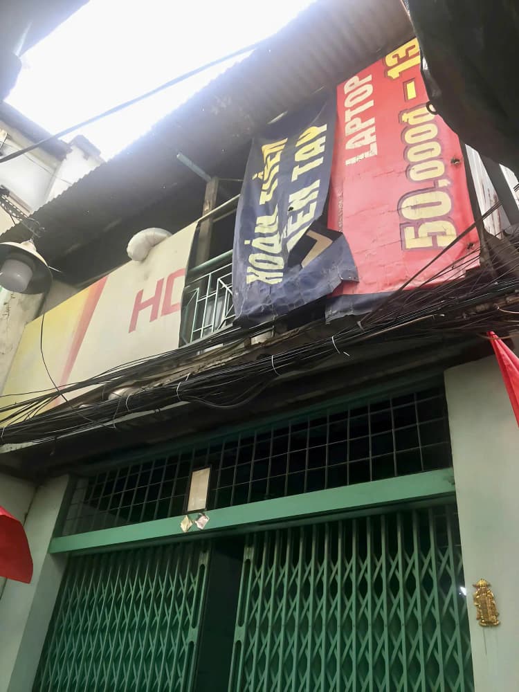 Chính chủ cần bán nhà hẻm rộng, diện tích 50m2, kết cấu 2 tầng, tọa lạc tại đường 3 Tháng 2, Phường 15, Quận 11.