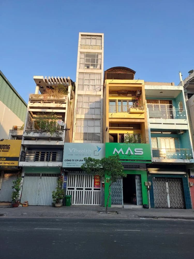 Bán nhà phố mặt tiền tại 428 Điện Biên Phủ, Phường 11, Quận 10, TP. Hồ Chí Minh
