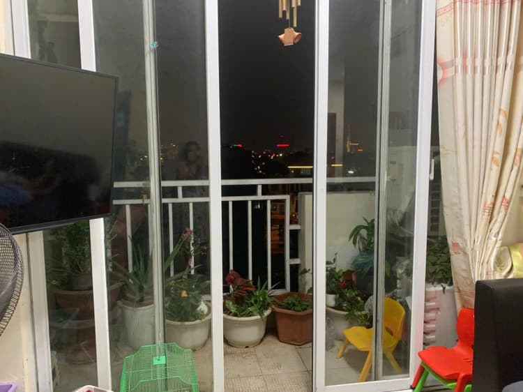 Chính chủ cần bán căn hộ diện tích 107m2, gồm 3 phòng ngủ và 3 vệ sinh, tọa lạc trên đường Chung Cư Linh Đông, Phường Linh Đông, Quận Thủ Đức.