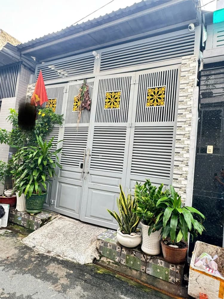 Nhà bán tại đường số 41, Phường Đông Hưng Thuận, Quận 12, diện tích 96m2, giá 6,65 tỷ.