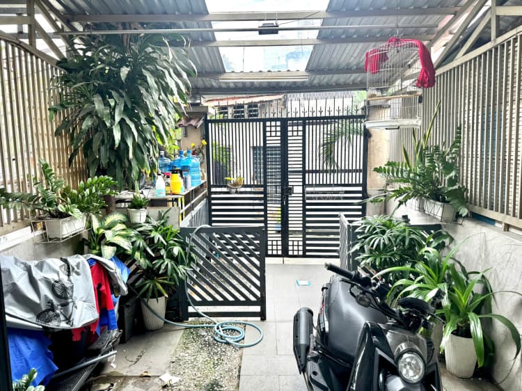 Chính chủ cần bán nhà hẻm ngõ, diện tích 86.2m2, kết cấu 1 trệt 1 lầu, tọa lạc trên đường Lê Lợi, Thị trấn Hóc Môn, Huyện Hóc Môn.
