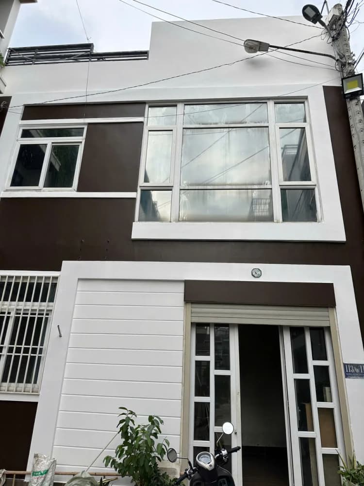 Nhà bán tại đường Lê Văn Chí, Phường Linh Trung, Thành phố Thủ Đức (khu vực Quận Thủ Đức cũ), diện tích 55m2, giá 4,8 tỷ.