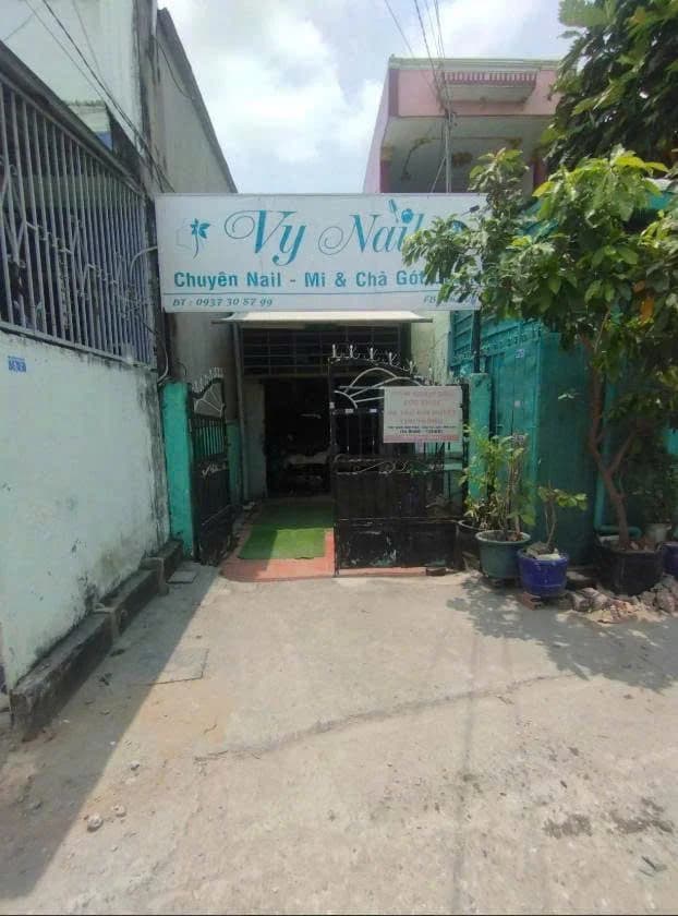 🔹Vị trí: Hẻm ngõ tại số 10/7A đường Đặng Thúc Vịnh, xã Đông Thạnh, huyện Hóc Môn, TP. Hồ Chí Minh  
💰Giá bán: 3.7 tỷ đồng  
🔑Thông tin thêm: Nhà phù hợp để ở hoặc đầu tư sinh lời
