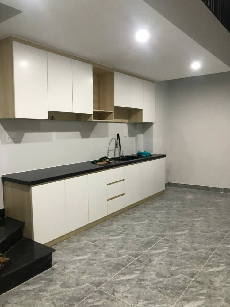 Chào bán 4 căn nhà phố 3 tầng tại Đường Tân Hóa, Phường 14, Quận 6 – Giá 6 tỷ/căn.