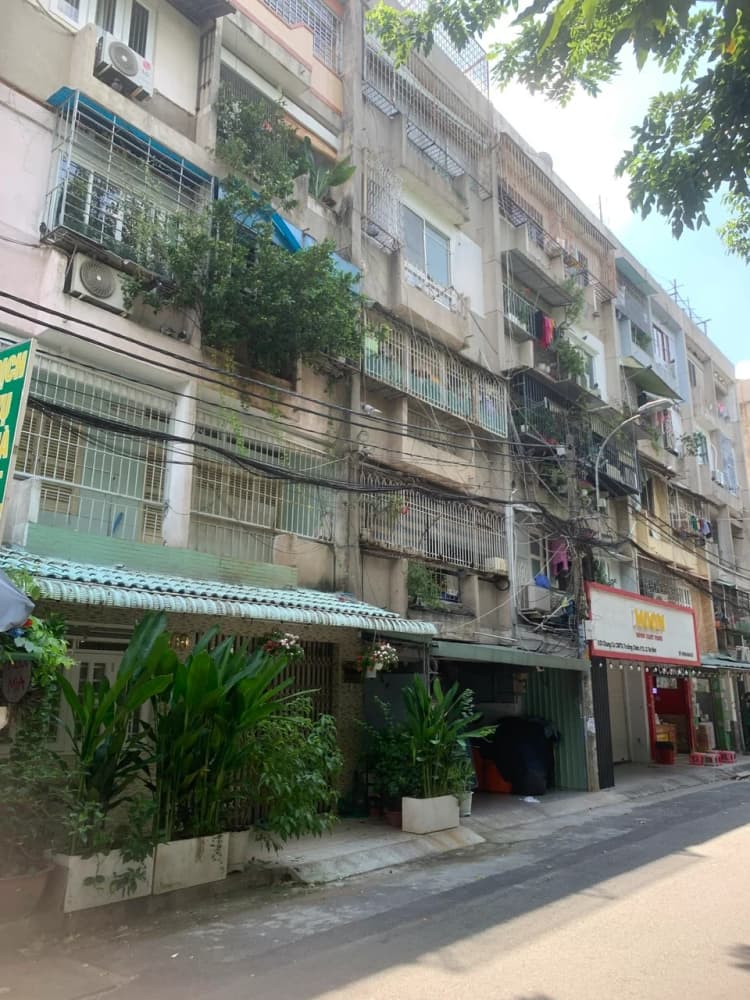 Bán - Căn hộ Căn 2.16 Chung cư Cách Mạng Tháng Tám, Phường Bảy Hiền, Thành phố Hồ Chí Minh