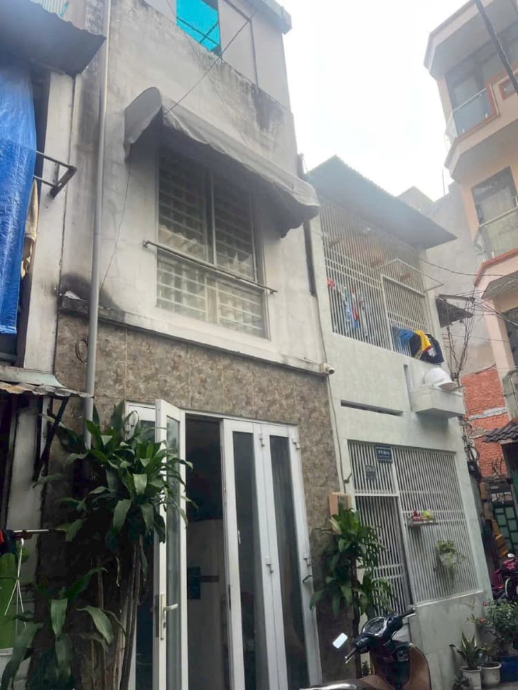 Bán - Nhà hẻm 179/50 Tô Hiến Thành, Phường Hòa Hưng, Thành phố Hồ Chí Minh