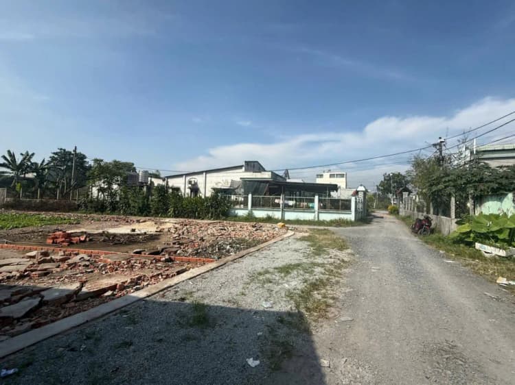 Bán - Đất thổ cư Thửa đất số 607 - tờ bản đồ số 10, Xã Xuân Thới Sơn, Thành phố Hồ Chí Minh