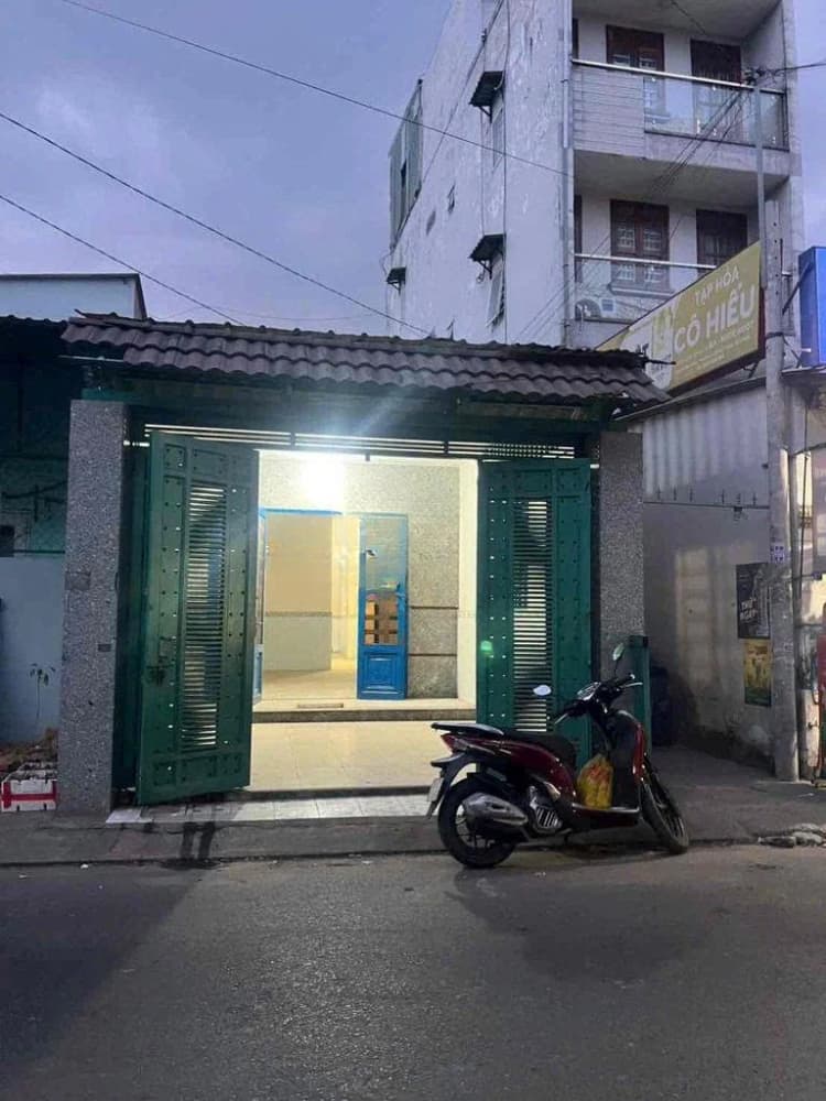 Bán - Nhà hẻm 221/36 ấp 5, Xã Đông Thạnh, Thành phố Hồ Chí Minh