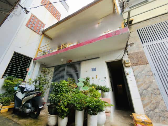 Bán nhà hẻm Bùi Minh Trực Quận 8, TP.HCM – 3 phòng ngủ, giá 6 tỷ Bán nhà hẻm Bùi Minh Trực Quận 8, TP.HCM – 3 phòng ngủ, giá 6 tỷ