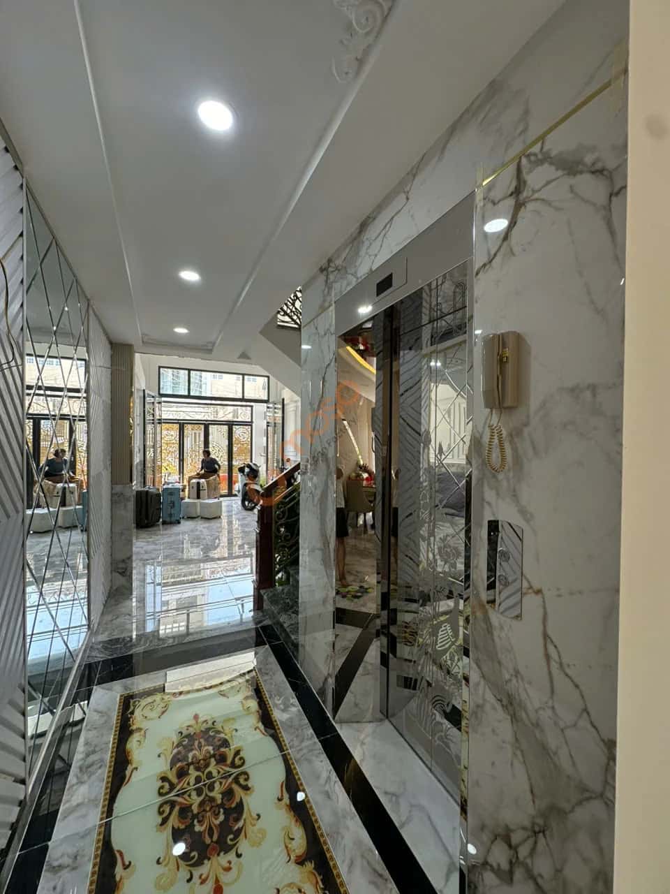 Bán nhà mặt tiền đường số 41 Quận 7, TP.HCM – 5 phòng ngủ, giá 18.6 tỷ — Hình 3 Bán nhà mặt tiền đường số 41 Quận 7, TP.HCM – 5 phòng ngủ, giá 18.6 tỷ — Hình 3