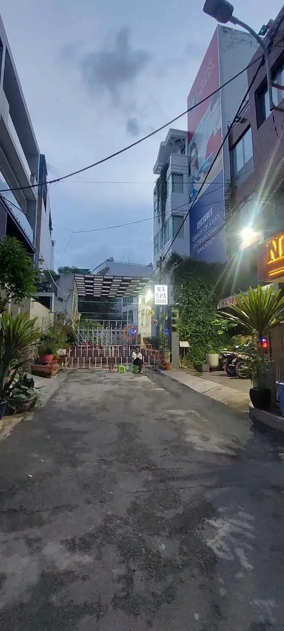 Bán nhà hẻm Nguyễn Gia Trí Quận Bình Thạnh, Hồ Chí Minh – 7 phòng ngủ, giá 15.8 tỷ — Hình 2 Bán nhà hẻm Nguyễn Gia Trí Quận Bình Thạnh, Hồ Chí Minh – 7 phòng ngủ, giá 15.8 tỷ — Hình 2