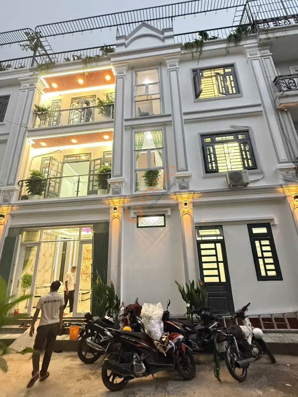 Bán nhà hẻm 105/50/3 Đường Thạnh lộc 37 Quận 12, TP.HCM – 4 phòng ngủ, giá 5.3 tỷ Bán nhà hẻm 105/50/3 Đường Thạnh lộc 37 Quận 12, TP.HCM – 4 phòng ngủ, giá 5.3 tỷ