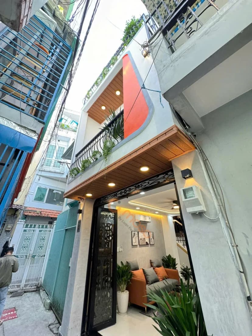 Main image Main image