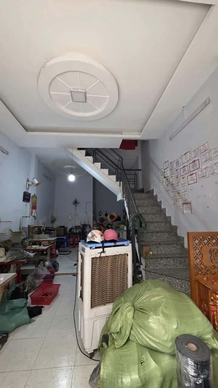 Bán nhà hẻm 7/2 đường số 16A Quận Bình Tân, TP.HCM – 1 phòng ngủ, giá 4.5 tỷ — Hình 2 Bán nhà hẻm 7/2 đường số 16A Quận Bình Tân, TP.HCM – 1 phòng ngủ, giá 4.5 tỷ — Hình 2