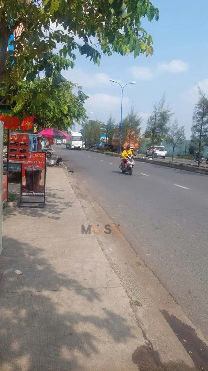Bán nhà mặt tiền đường số 18 Quận Bình Tân, TP.HCM – 2 phòng ngủ, giá 8.6 tỷ — Hình 2 Bán nhà mặt tiền đường số 18 Quận Bình Tân, TP.HCM – 2 phòng ngủ, giá 8.6 tỷ — Hình 2