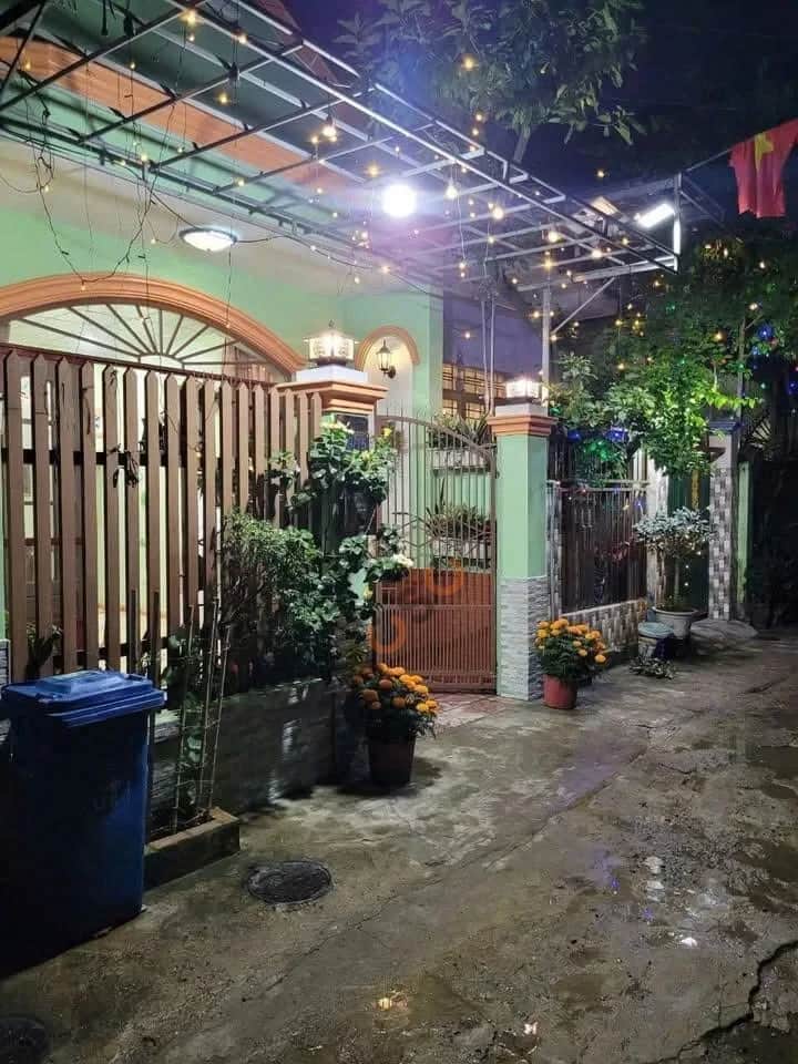 Bán nhà hẻm Thửa 430 - tờ 17 Đường Lái Thiêu 22, khu phố Đông Tư Thành phố Thuận An, Bình Dương – 2 phòng ngủ, giá 3.5 tỷ Bán nhà hẻm Thửa 430 - tờ 17 Đường Lái Thiêu 22, khu phố Đông Tư Thành phố Thuận An, Bình Dương – 2 phòng ngủ, giá 3.5 tỷ