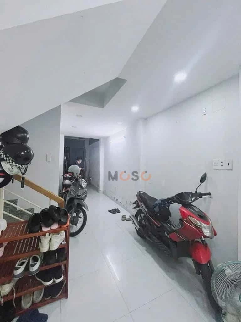 Bán nhà hẻm 118/132L1 Bạch Đằng Quận Bình Thạnh, TP.HCM – 5 phòng ngủ, giá 5.3 tỷ — Hình 2 Bán nhà hẻm 118/132L1 Bạch Đằng Quận Bình Thạnh, TP.HCM – 5 phòng ngủ, giá 5.3 tỷ — Hình 2