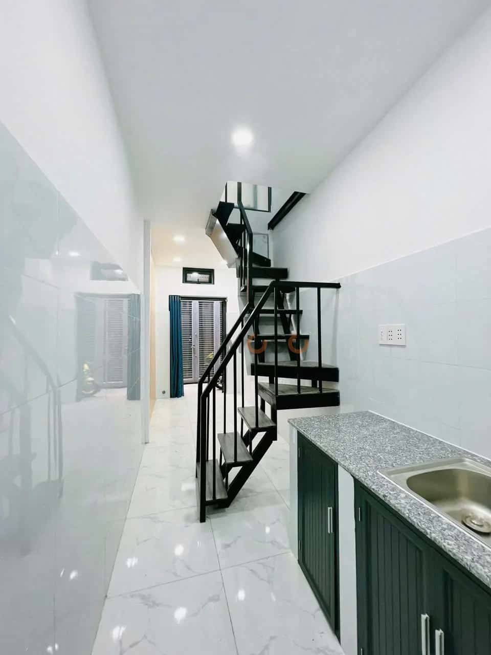 Bán nhà hẻm 139/24/17 đường số 28 Quận Gò Vấp, TP.HCM – 2 phòng ngủ, giá 1.8 tỷ — Hình 2 Bán nhà hẻm 139/24/17 đường số 28 Quận Gò Vấp, TP.HCM – 2 phòng ngủ, giá 1.8 tỷ — Hình 2